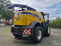 Feldhäcksler New Holland FR 780