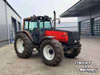 Schlepper / Traktor Valtra 8150