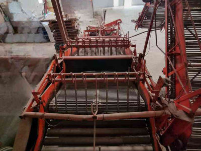Kartoffelroder Amac D2 wagenrooier