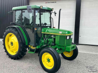 Schlepper / Traktor John Deere 5400