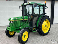 Schlepper / Traktor John Deere 5400