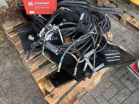 Sonstiges Traktoren und Zubehör Alö Aanbouwdelen en  elektrische bediening Alo Quick