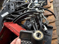 Sonstiges Traktoren und Zubehör Alö Aanbouwdelen en  elektrische bediening Alo Quick