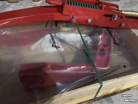 Untergrundpacker Kverneland Vorenpackerarm past aan onland ploeg LO en LB