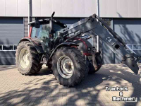 Schlepper / Traktor Valtra N141