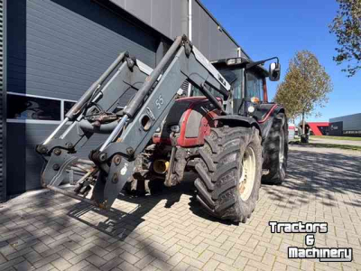 Schlepper / Traktor Valtra N141