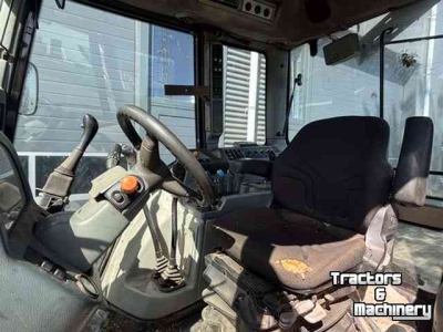 Schlepper / Traktor Valtra N141