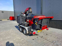 Holzhäcksler Greentec Jaguar 40/80