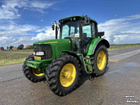 Schlepper / Traktor John Deere 6420 S