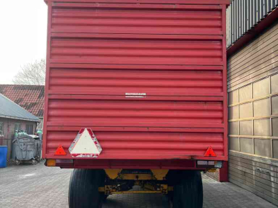 Lade- und Dosierwagen Schuitemaker Rapide 125 S opraapwagen. Weidebouwmachines