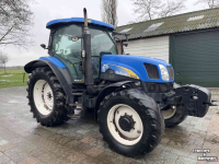 Schlepper / Traktor New Holland T6030