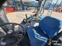 Schlepper / Traktor New Holland T6080