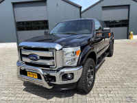 Pick-up Ford 6.7 V8 Powerstroke. Superduty, Lariat, Crew-Cab, Grijs kenteken.