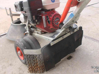 Unkrautbürste Nimos MUG onkruidborstel borstelmachine Honda motor