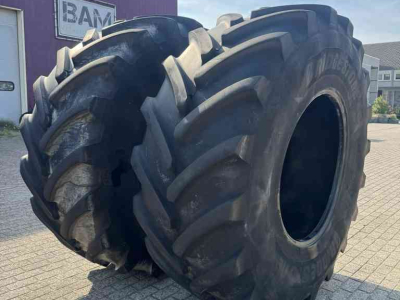 Räder, Reifen, Felgen & Distanzringe  800/70R38 & 600/70R28