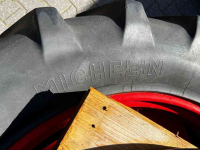 Räder, Reifen, Felgen & Distanzringe Michelin 14.9/R38, Fendt 102,103,303,304