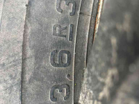 Räder, Reifen, Felgen & Distanzringe Fiat Pirelli 13.6R36 + 12.4R24 met velgen