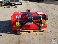 Kehr- und Kehrsaugmaschinen  Veegmachine 1.25 mtr aftakas aangedreven met opvangbak