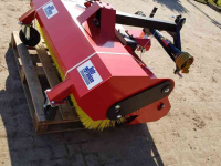 Kehr- und Kehrsaugmaschinen  Veegmachine 1.25 mtr aftakas aangedreven met opvangbak