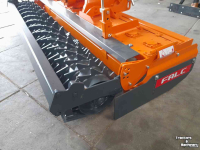 Kreiselegge Falc Fox 3000 rotorkopeg met pakkerrol packerwals