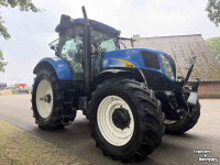 Schlepper / Traktor New Holland T6090 PC