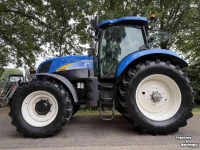 Schlepper / Traktor New Holland T6090 PC