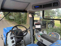 Schlepper / Traktor New Holland T6090 PC