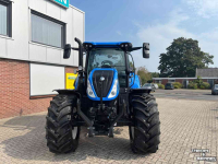 Schlepper / Traktor New Holland T6 180 DC