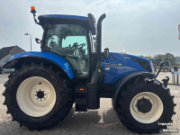 Schlepper / Traktor New Holland T6 180 DC