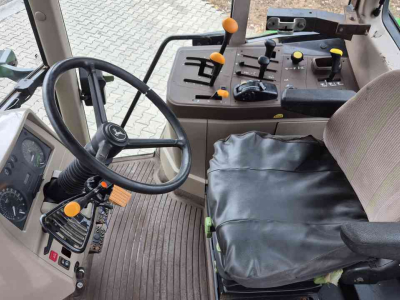 Schlepper / Traktor John Deere 6220 SE PQ zeer nette trekker