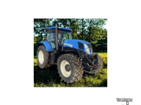 Schlepper / Traktor New Holland T7.210 PC