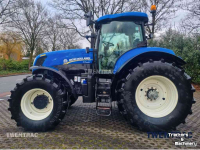 Schlepper / Traktor New Holland T 7.220