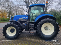 Schlepper / Traktor New Holland T 7.220