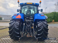 Schlepper / Traktor New Holland T 7.220