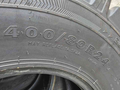 Räder, Reifen, Felgen & Distanzringe Nokian 480/80R34 en 400/80R24 TRI2 straatbanden gazonbanden