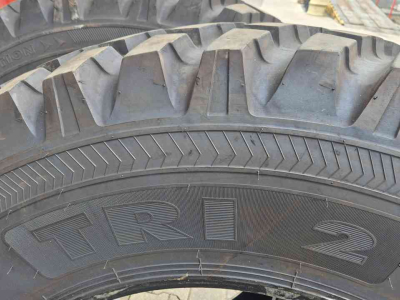 Räder, Reifen, Felgen & Distanzringe Nokian 480/80R34 en 400/80R24 TRI2 straatbanden gazonbanden