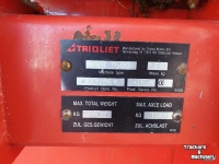 Selbstladender Futterverteilwagen Mullos Trioliet UKW  -3500