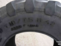 Räder, Reifen, Felgen & Distanzringe Trelleborg 710/75 R42