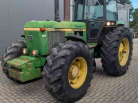 Schlepper / Traktor John Deere 4350