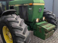 Schlepper / Traktor John Deere 4350