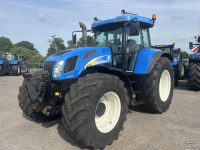 Schlepper / Traktor New Holland T7550