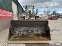 Radlader Komatsu WA270 8 Shovel