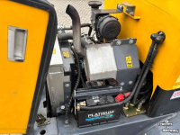 Radlader Eurotrac W13 shovel