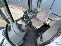 Schlepper / Traktor Valtra T140
