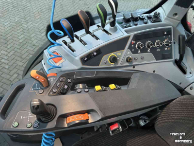 Schlepper / Traktor Valtra T175e Active
