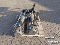 Gebrauchte Teile für Traktoren Massey Ferguson carraro vooras model 20-14