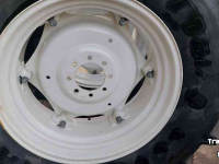 Räder, Reifen, Felgen & Distanzringe Good Year 480/70R30