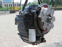 Baggerlader New Holland PowerShift Transmission voor L115 LB115B LB 110 LB90 CNH parts nr:84136448B