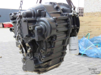 Baggerlader New Holland PowerShift Transmission voor L115 LB115B LB 110 LB90 CNH parts nr:84136448B
