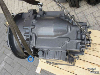 Baggerlader New Holland PowerShift Transmission voor L115 LB115B LB 110 LB90 CNH parts nr:84136448B